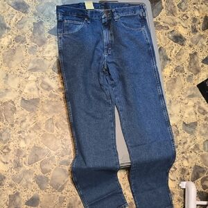 Wrangler Men's Deep Blue Straight Jeans
